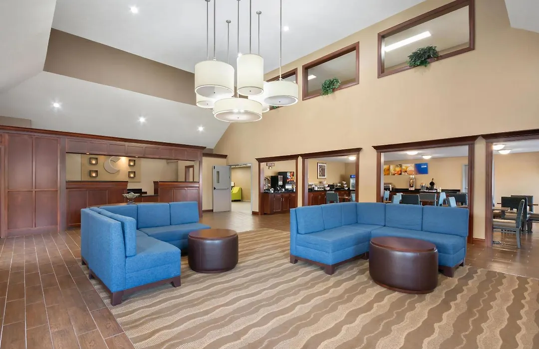 Comfort Inn & Suites Cincinnati Eastgate-1