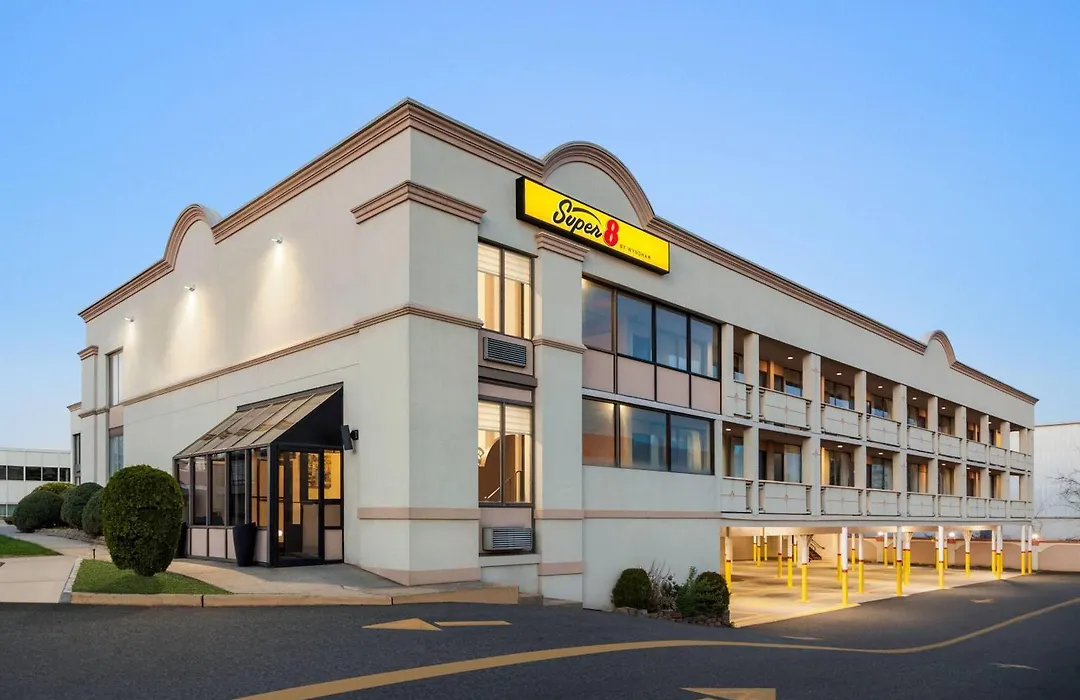 Super 8 By Wyndham Meadowlands-1