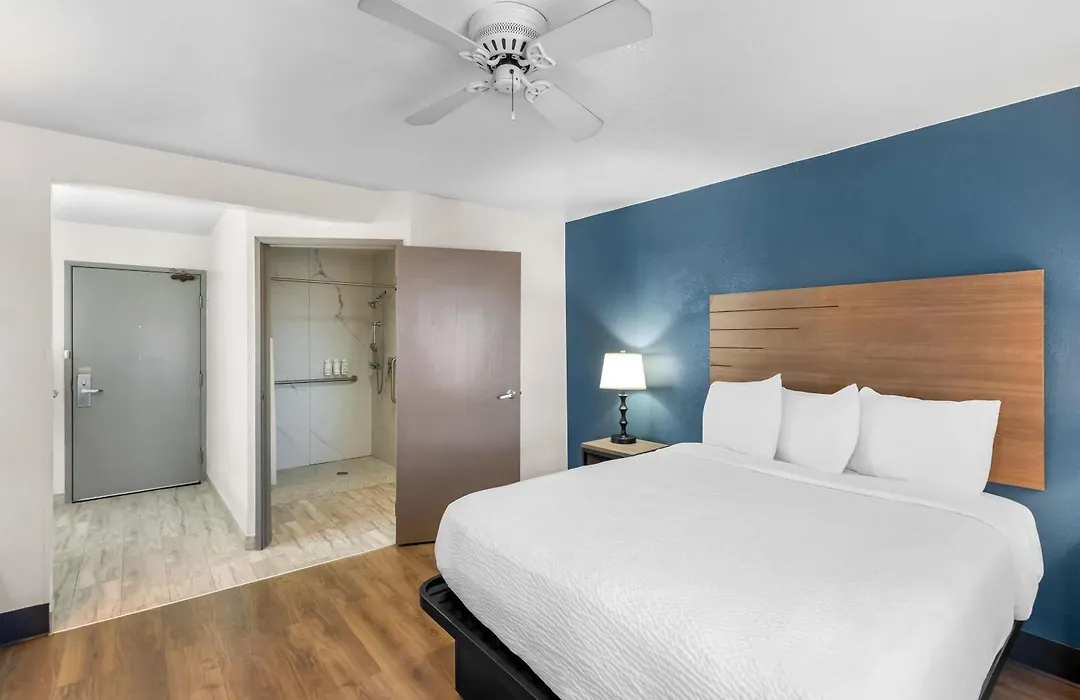 Baymont By Wyndham Arlington At Six Flags Dr-1