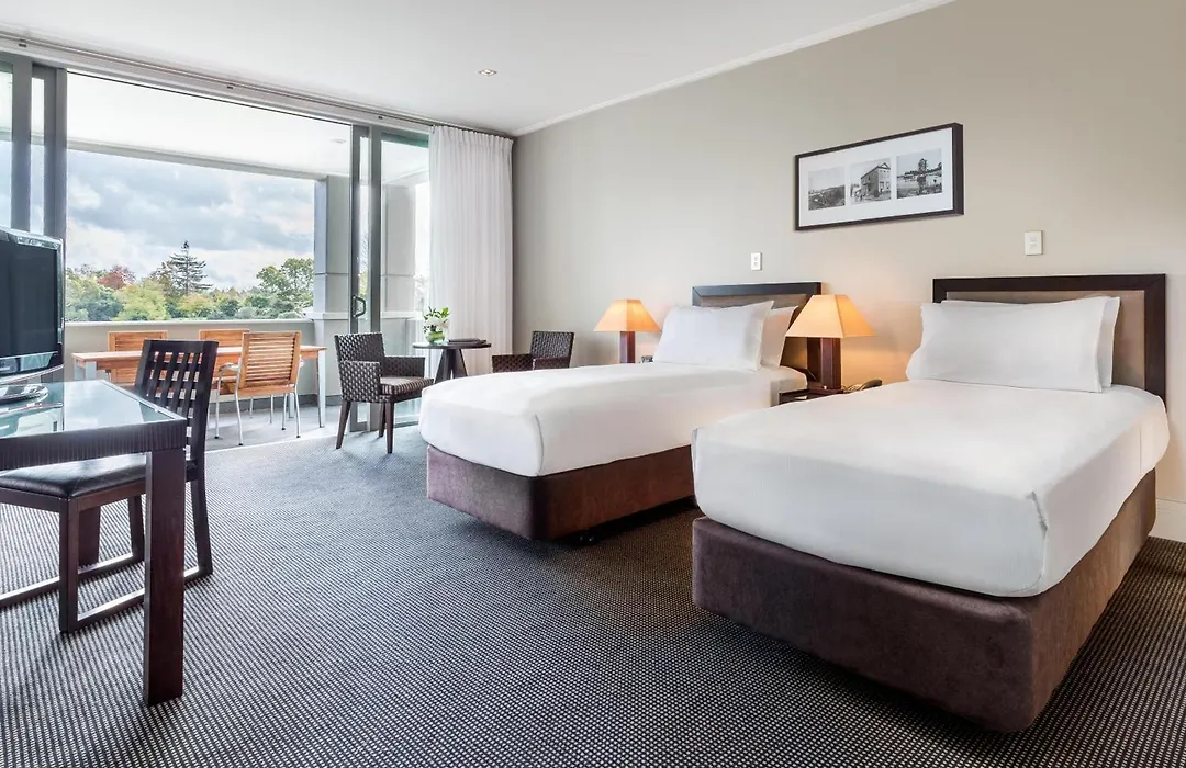 Hilton Lake Taupo-1