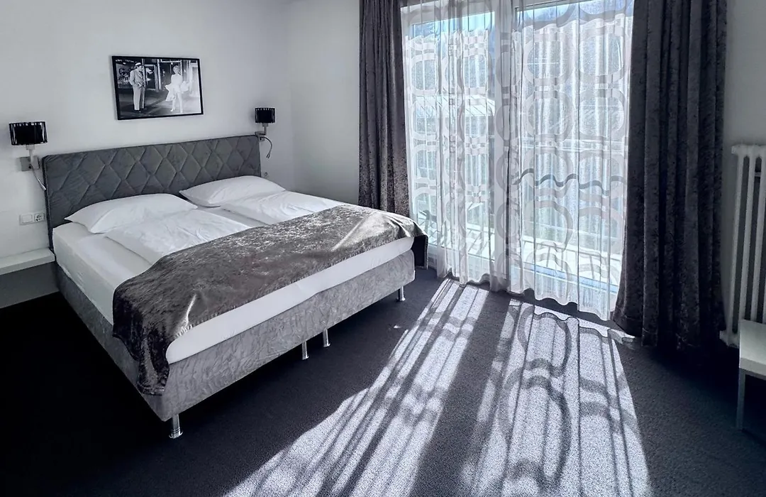 Boutique Hotel Oase, Mit Oder Ohne Fruehstueck Buchbar, Parkplatz Kostenlos-1