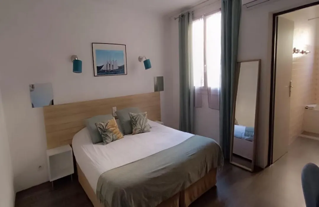 Hotel La Petite Boheme-1