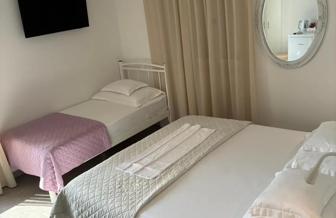 Guesthouse Libertas-1