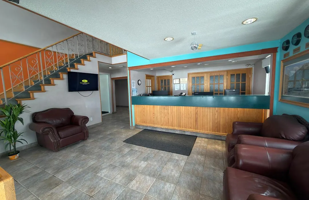 Howard Johnson By Wyndham Fort St. John-1