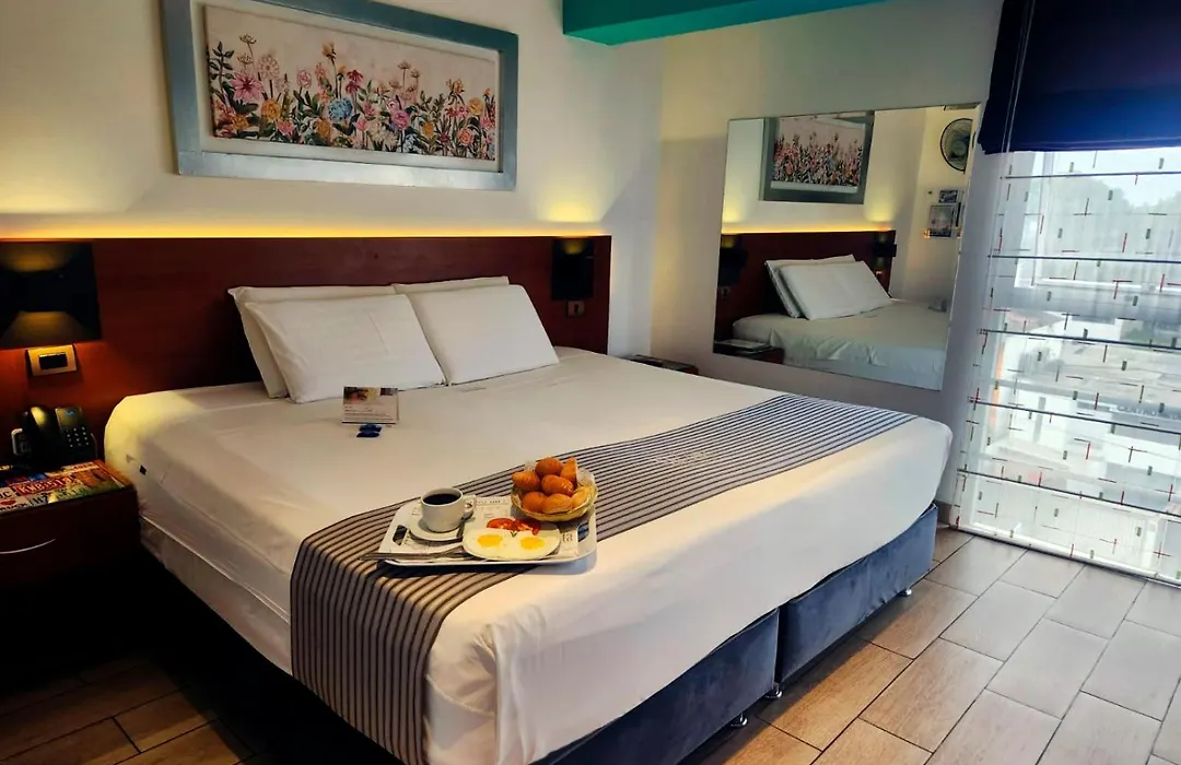 Hotel Vila Santa-1