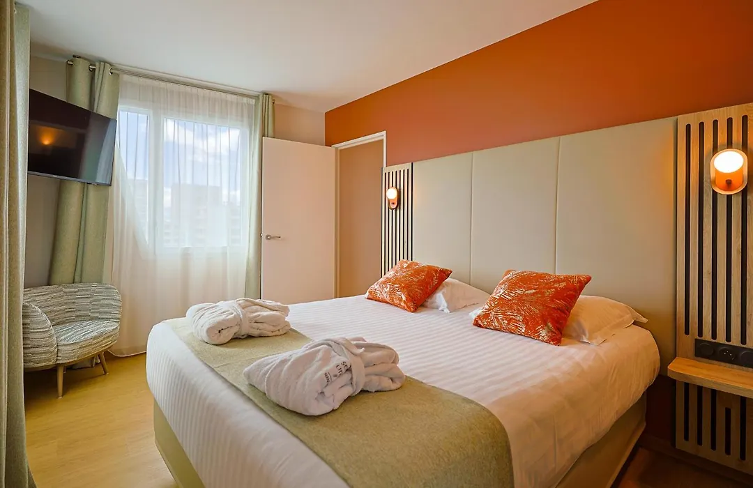 Seven Urban Suites Nantes Centre-1