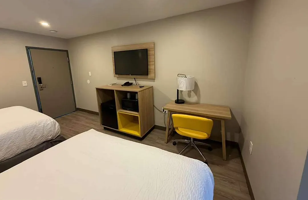 Days Inn By Wyndham Moosic-1