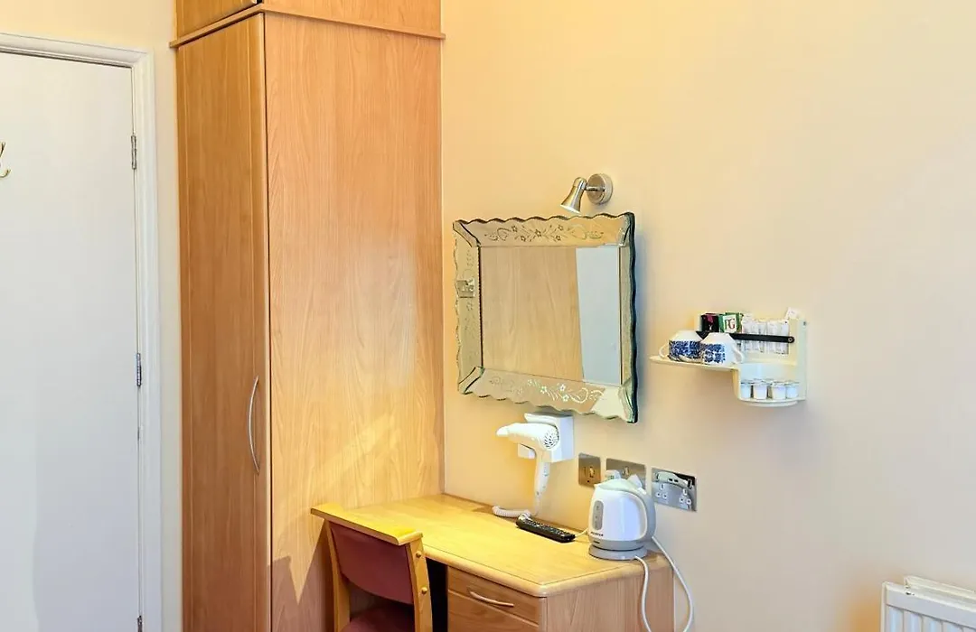 Albro House Hotel, London-1