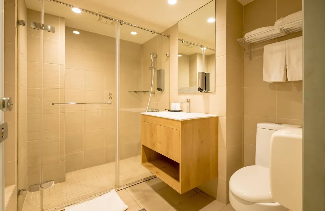Vip Hotel-1