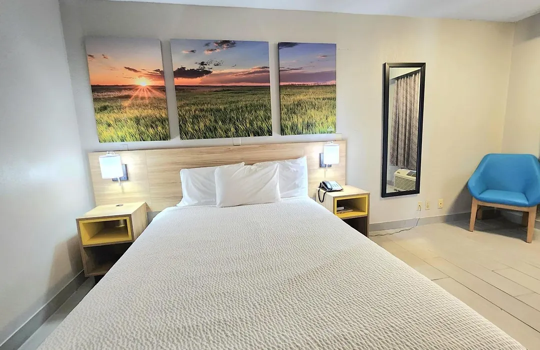 Days Inn By Wyndham Mcallen-1