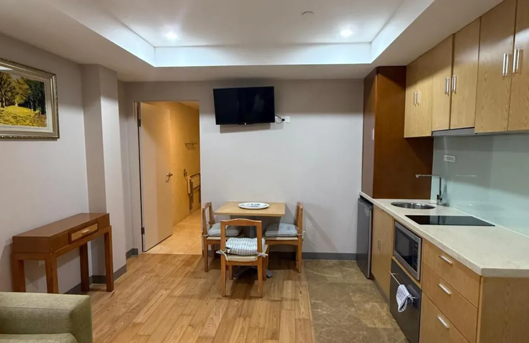 Melrose Apartments-1