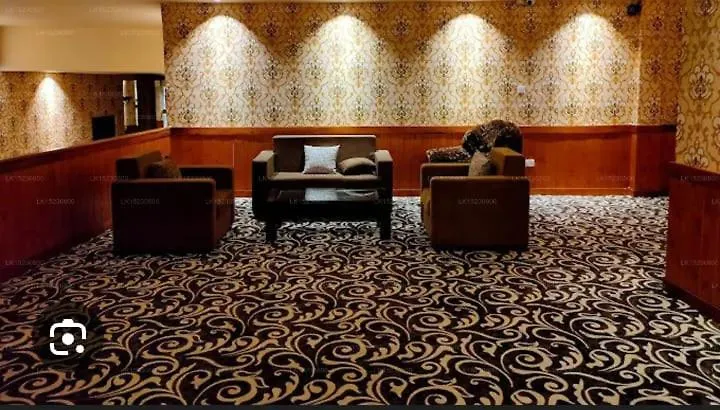 The Queensburry City Hotel-1