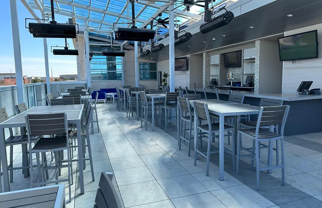 Embassy Suites By Hilton Kansas City Olathe-1