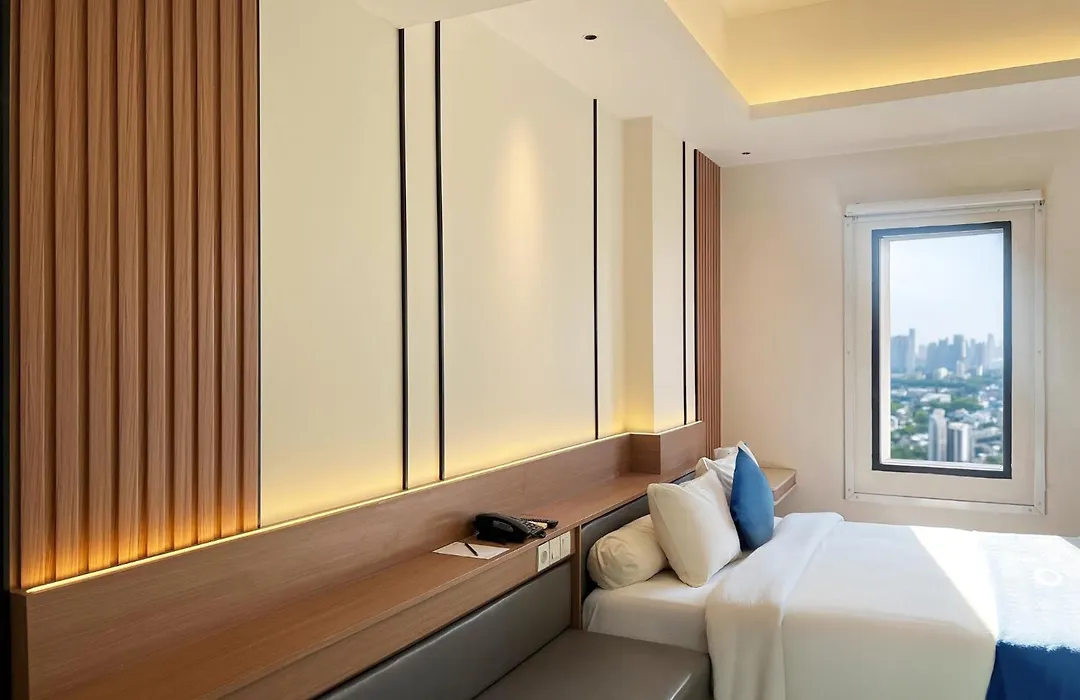 POP! Hotel Stasiun Kota Surabaya-1
