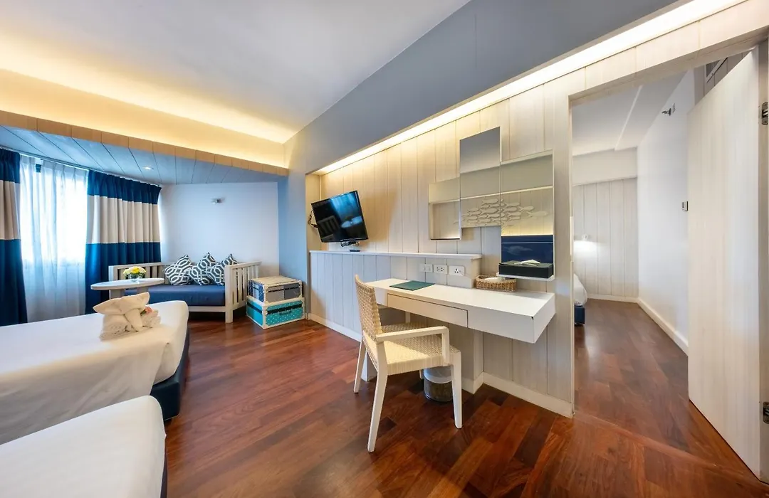 Jomtien Palm Beach Hotel & Resort - Family-Friendly-1
