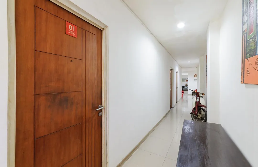 Reddoorz Near Cilandak Town Square-1