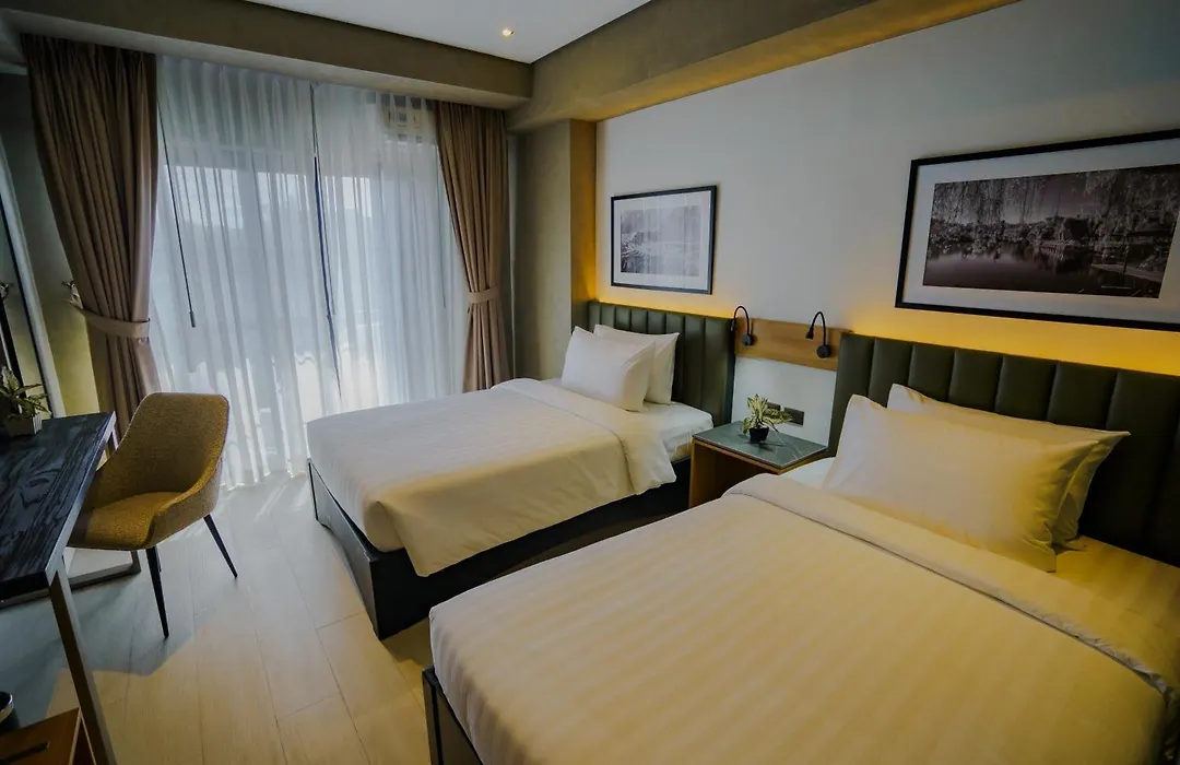 Venus Parkview Hotel-1