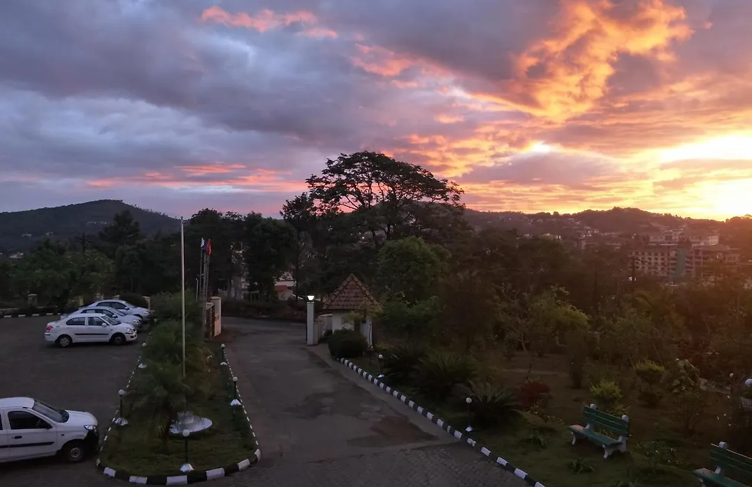 Kstdc Hotel Mayura Valley View Madikeri-1