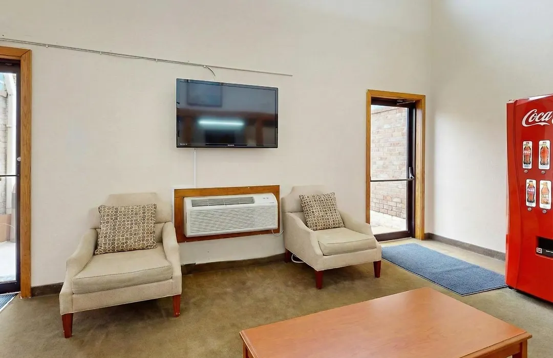 Oscoda Lakeside Hotel-1