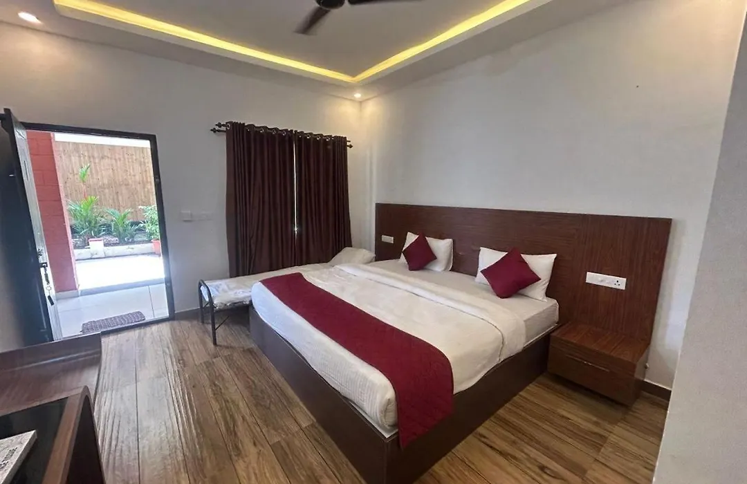 Sun View Beach Resort-1