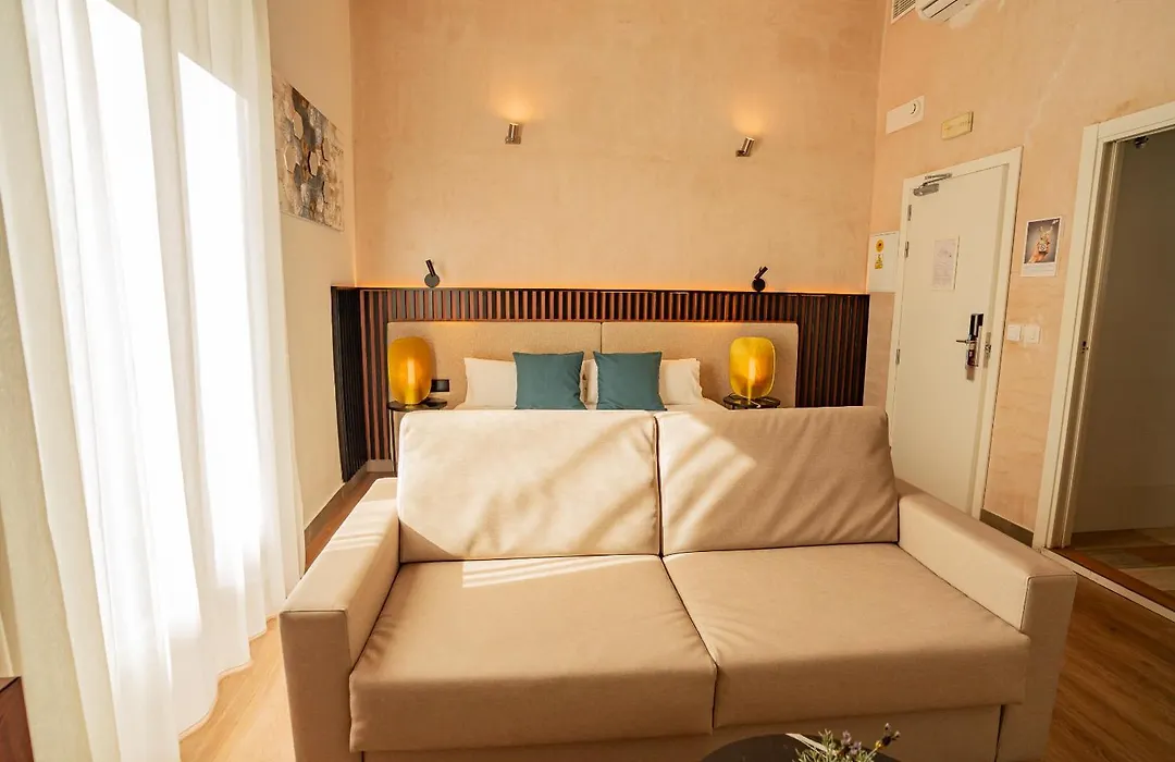 Isa Sevilla Suites-1