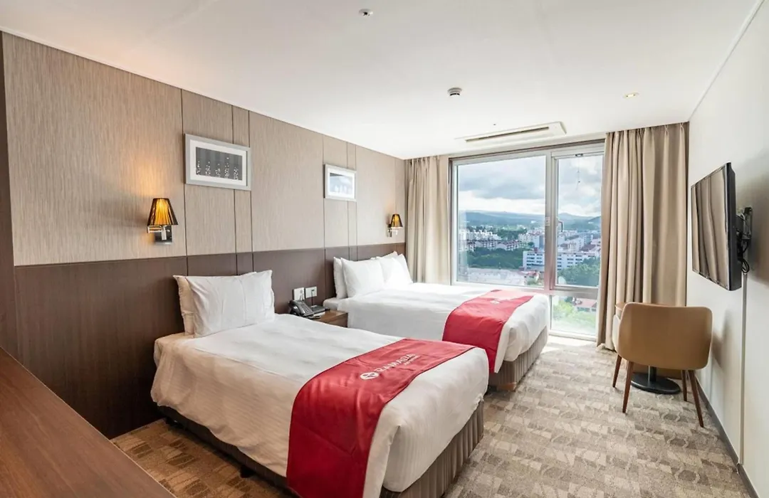 Ramada By Wyndham Jeju City Hall-1