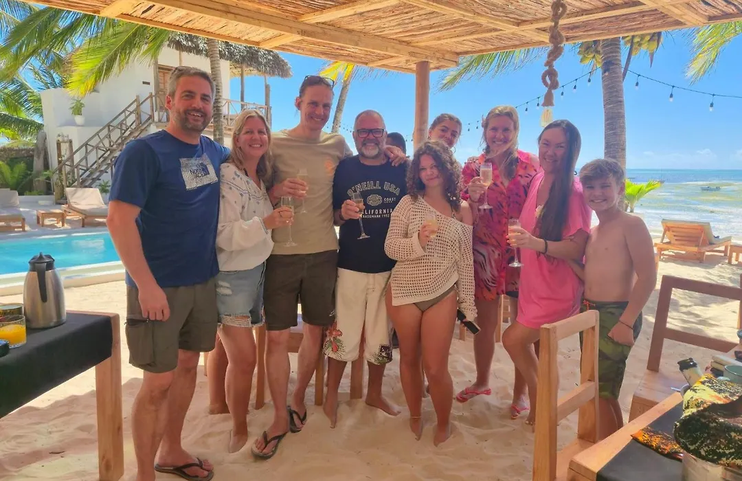 Mango Beach House-1