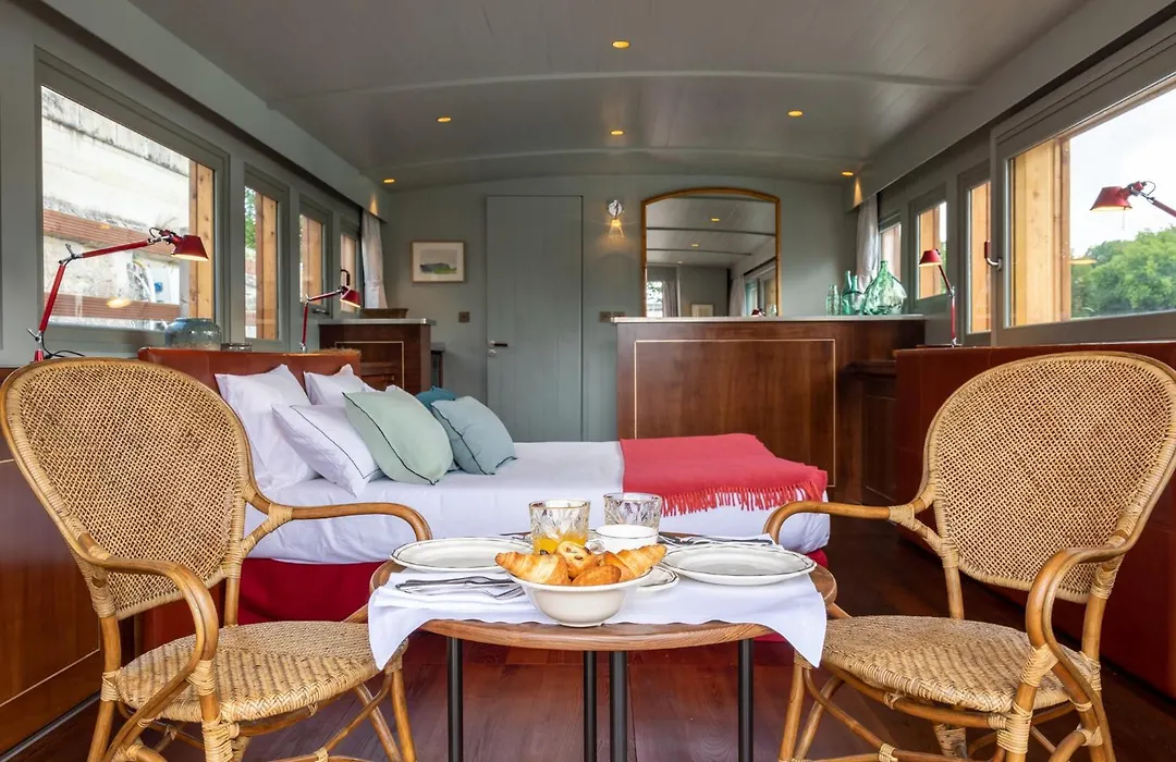 Relais De Chambord, A Small Luxury Hotels Of The World-1