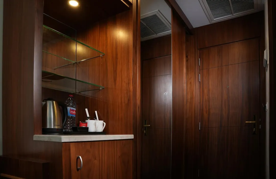 Holyland Hotel Amman-1