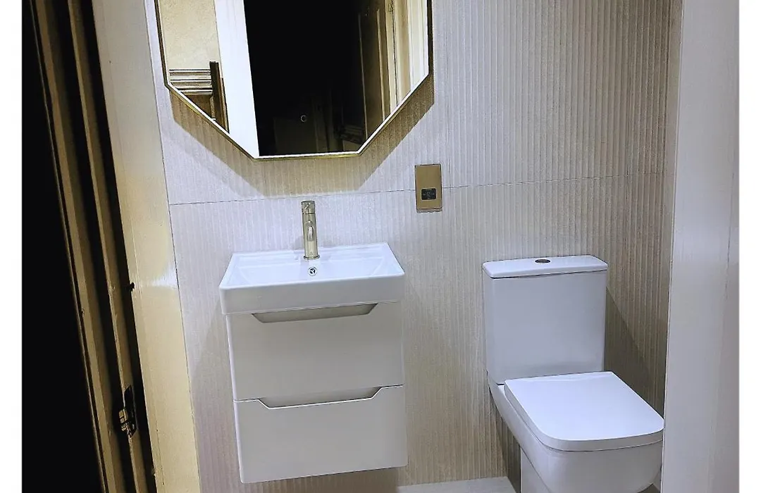 Ashbys Accommodation & Spa Hire-1