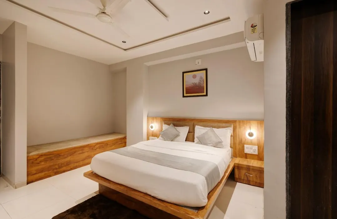 Hotel Hill City-1