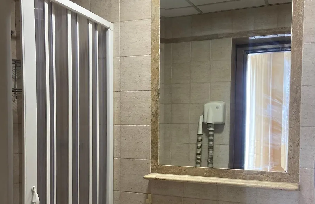 Hotel Center 1-1