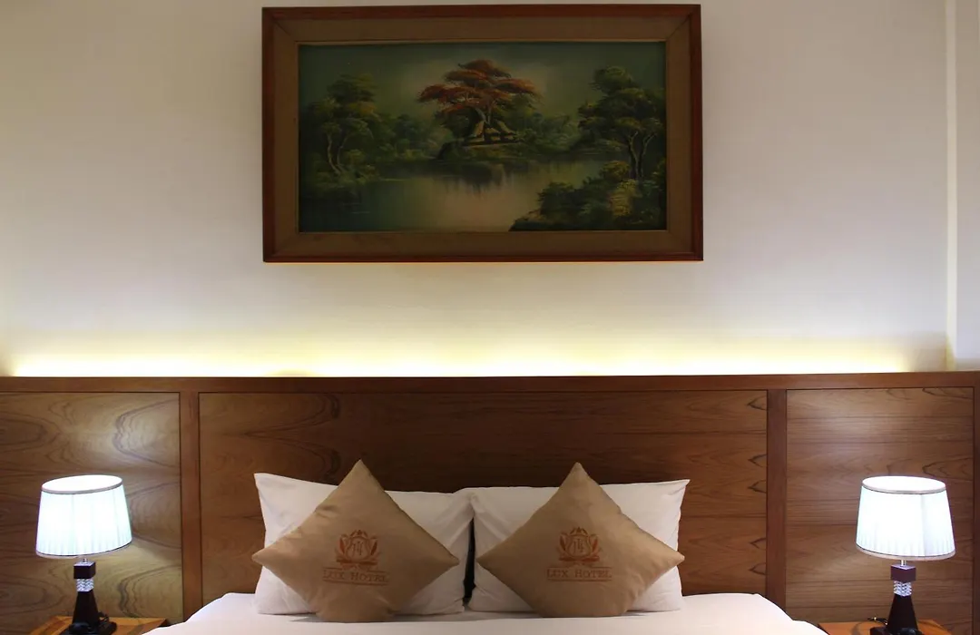 Lux Hotel-1