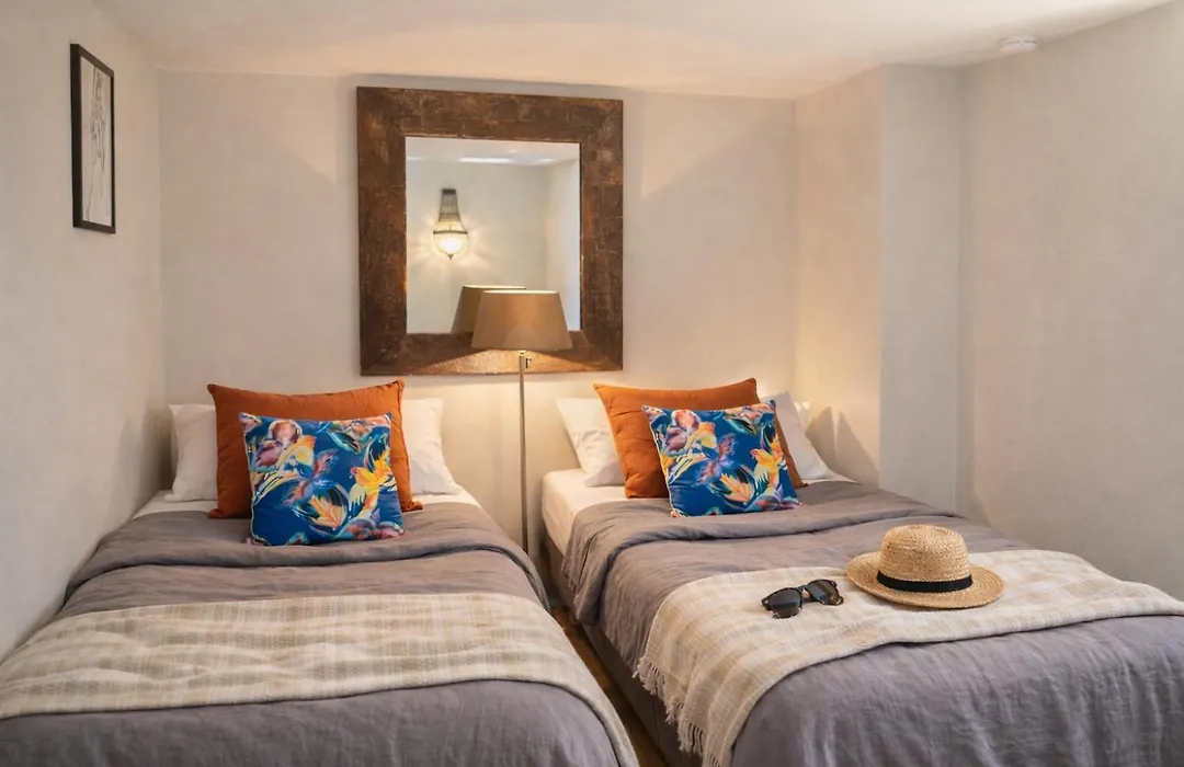 La Petite Hostellerie-1