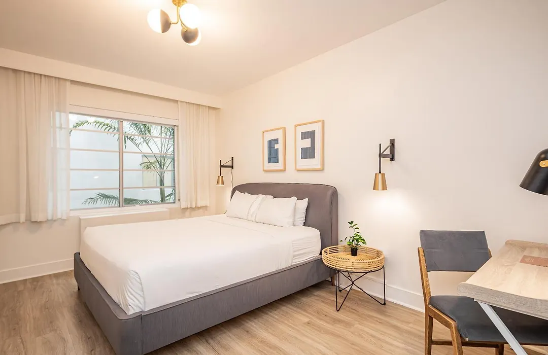 Kenmore Village Hotel, South Beach-1