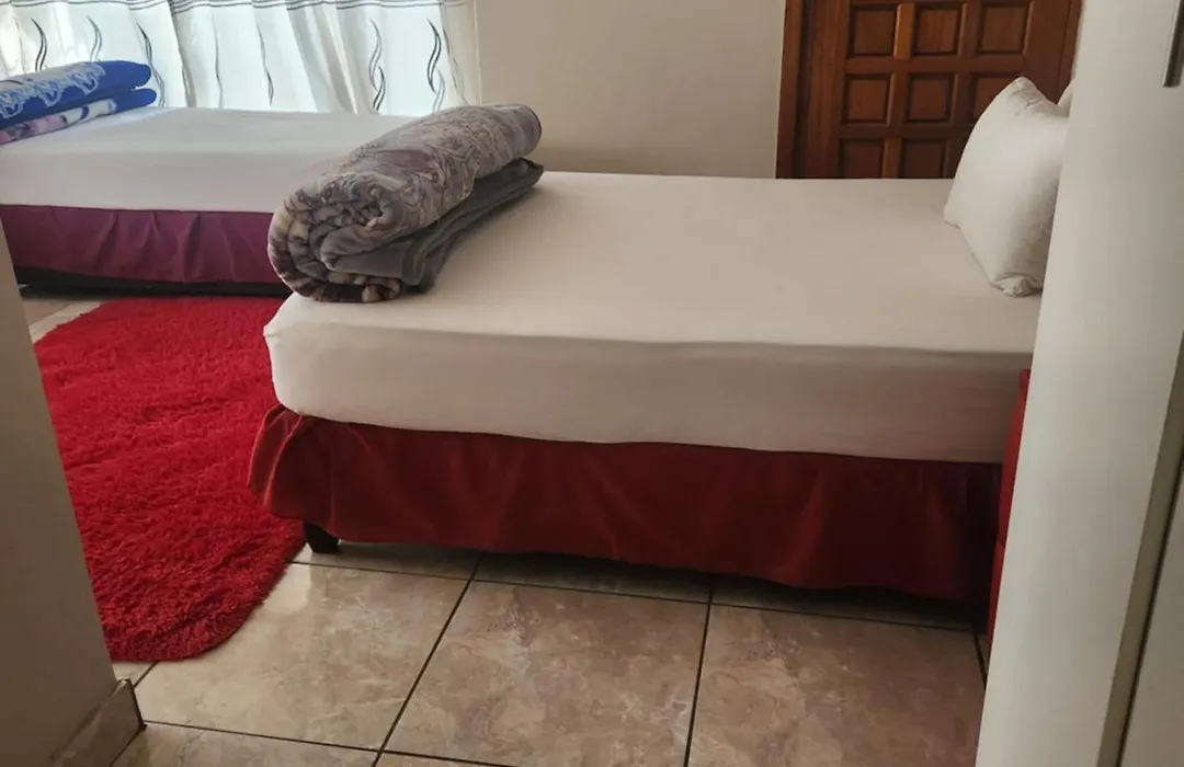 Hunters Nest Guest House Mafikeng-1
