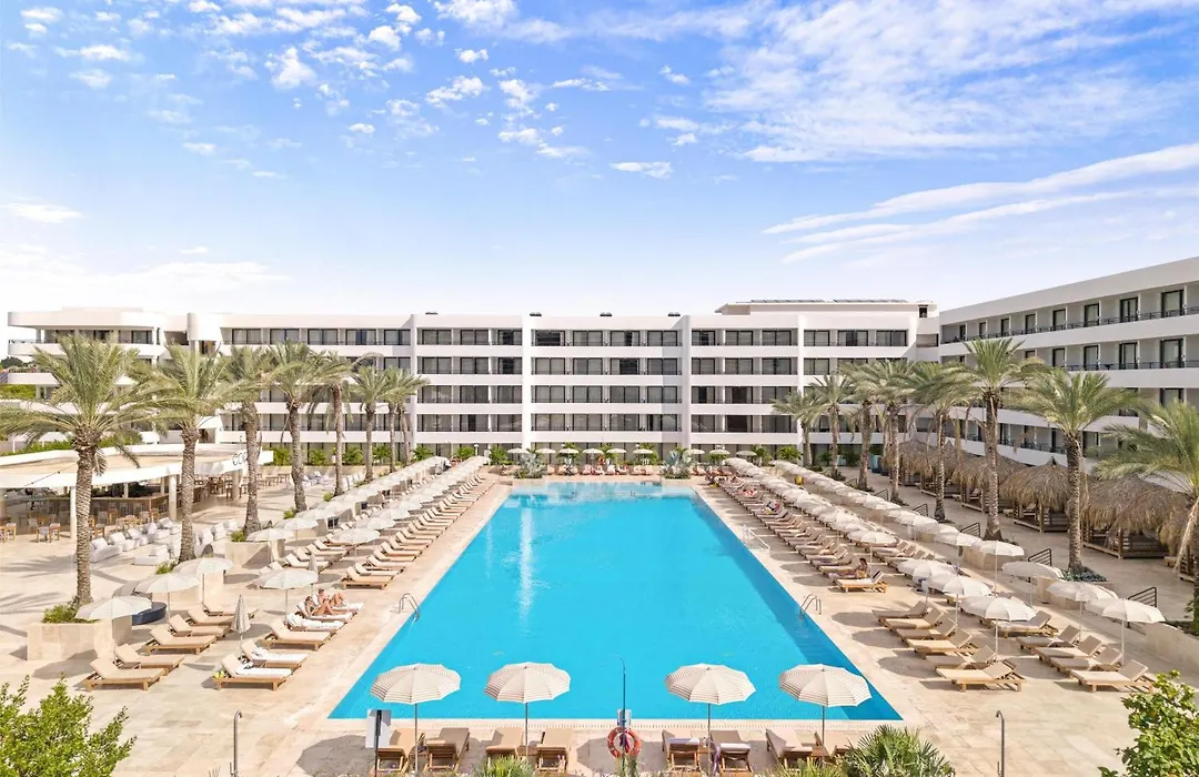 The Rif At Mangrove Beach Corendon Curacao All-Inclusive, Curio By Hilton-1