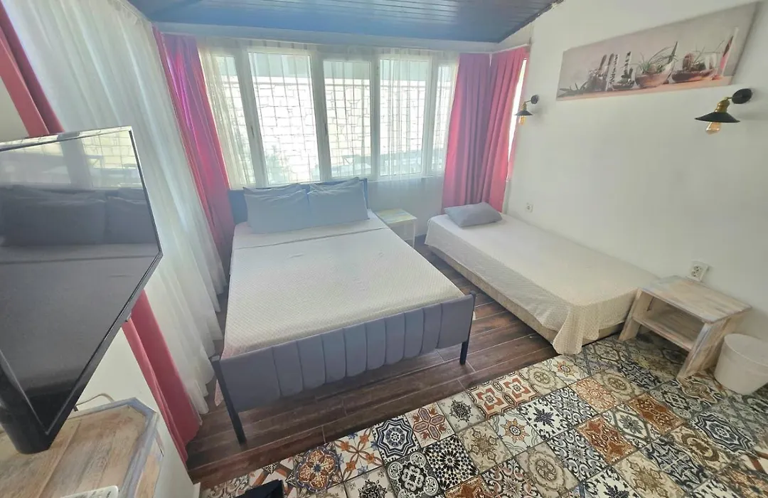 Kekik Alaçatı Otel-1