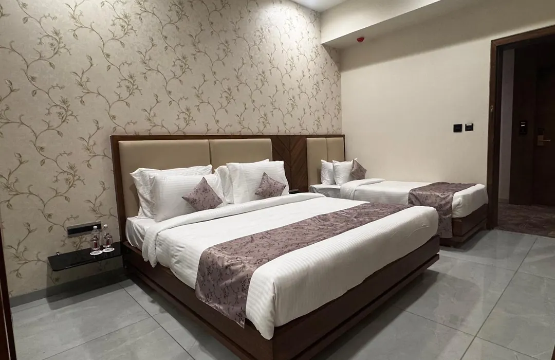 Pam Premium Hotel Vadodara-1