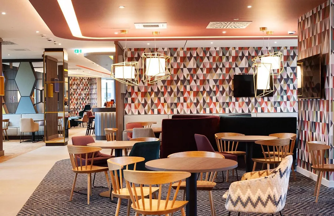 Hampton By Hilton Stuttgart Airport-1