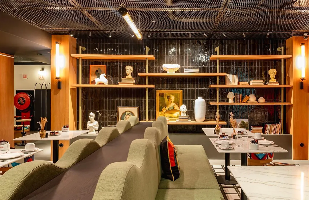 Artcore Hotel Porto-1