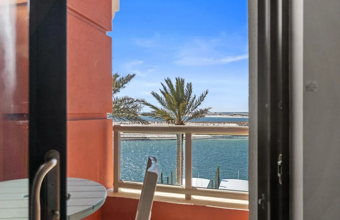 Harbor Suites At Harborwalk Village-1