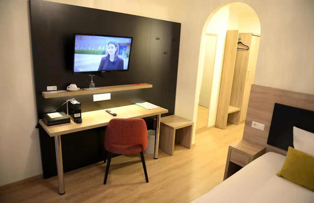 Hotel zur Flüh-1