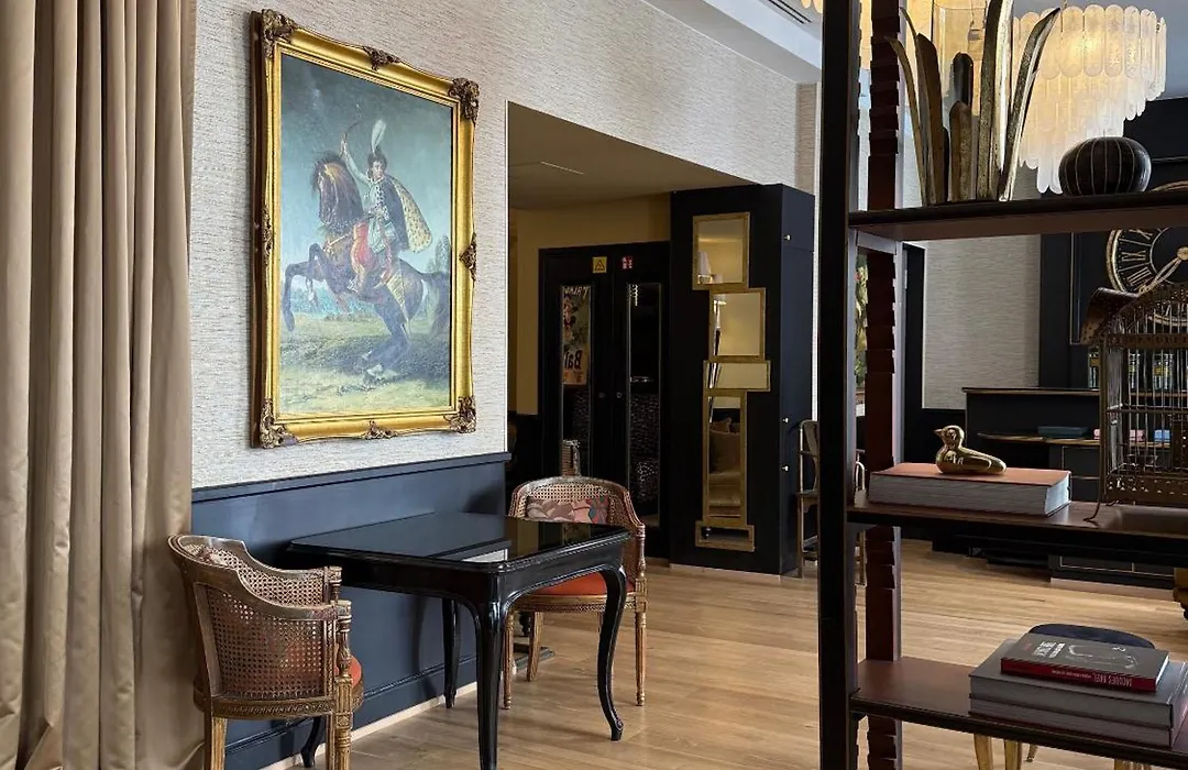 New Hotel Republique-1