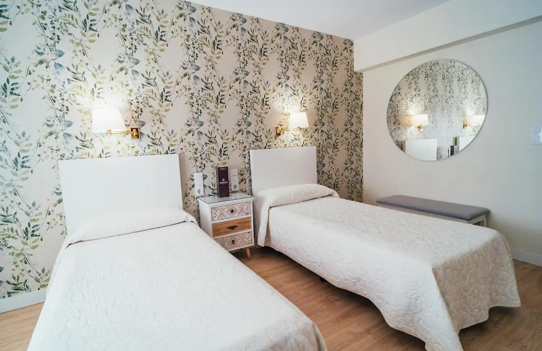 Hostal Cortes-1