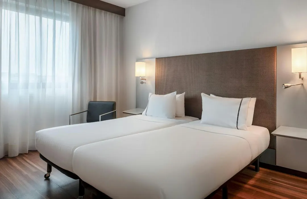 Ac Hotel Padova By Marriott-1