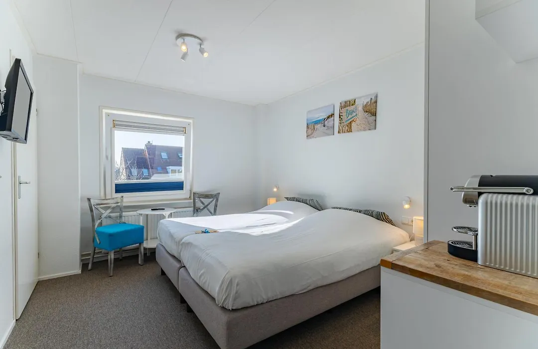 Hotel Kijkduin-1