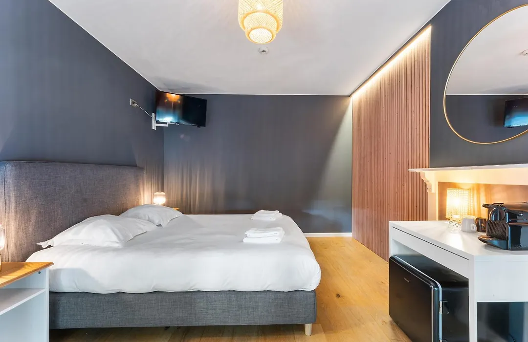Lake Suites-1