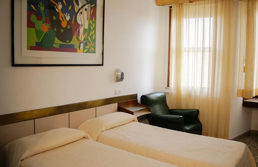 Hotel Napoleon Rimini - City & Station-1