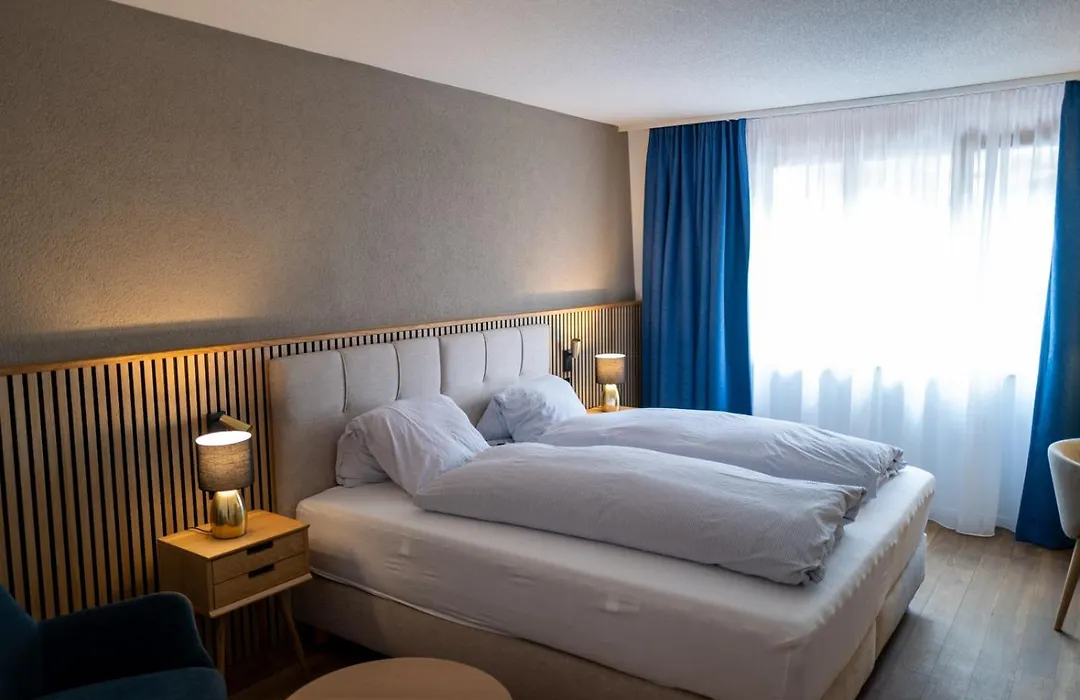 Hotel Viktoria Eden-1